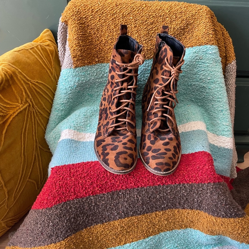 Roolee Brown Leopard Lace-Up Booties | Women’s 6